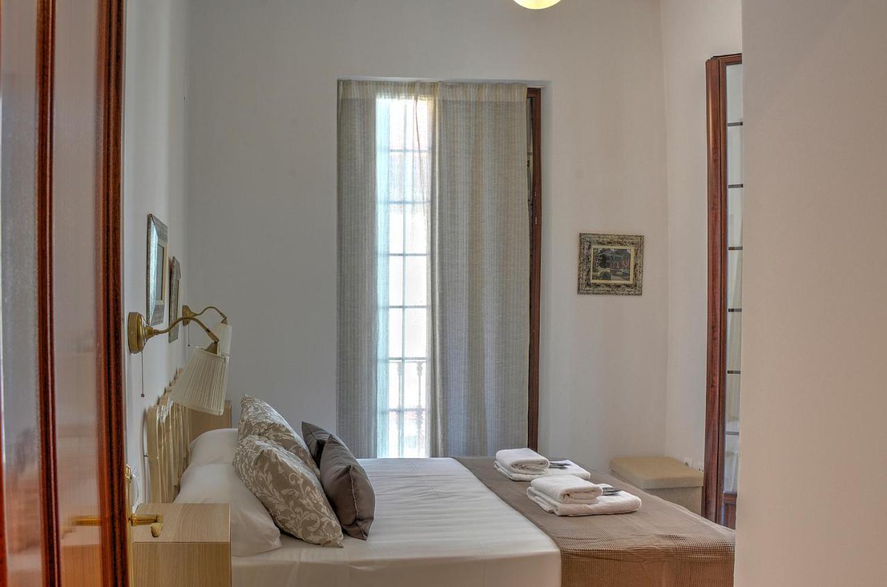 Apartamento Duplex En El Centro De Sevilla Bagian luar foto